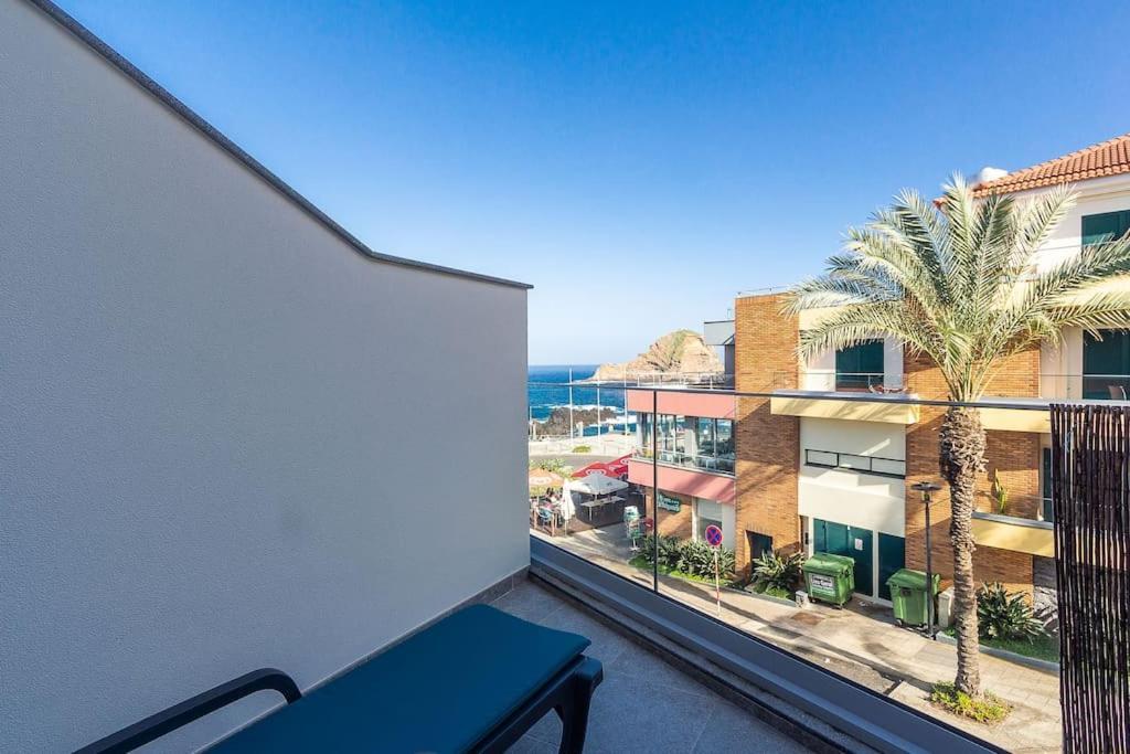 Luxury And Modern Apartment In Porto Moniz Center Kültér fotó