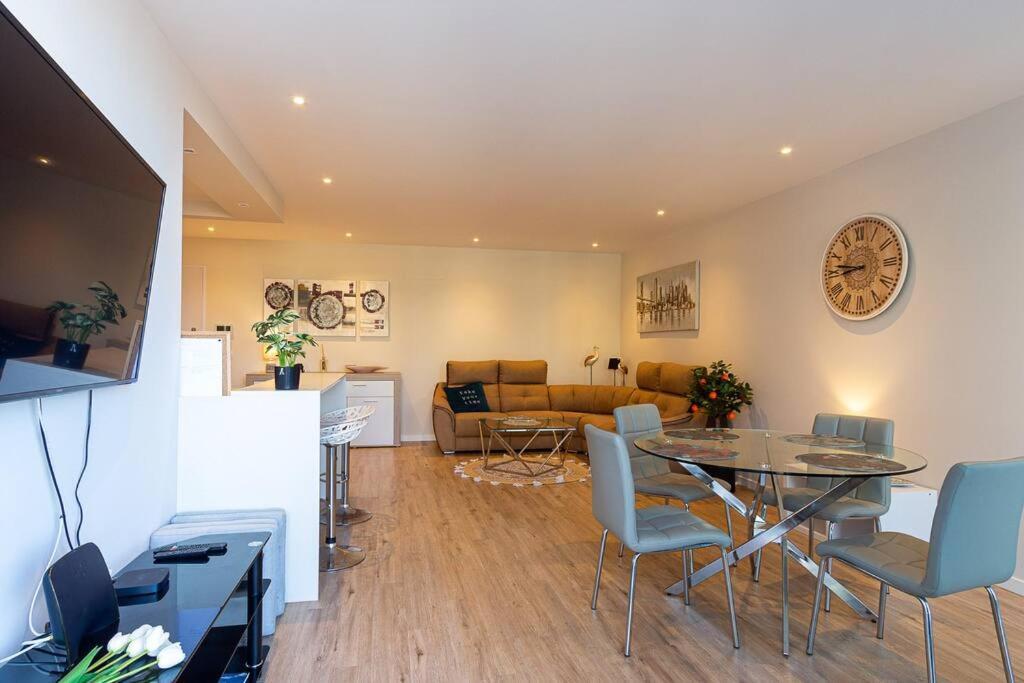 Luxury And Modern Apartment In Porto Moniz Center Kültér fotó