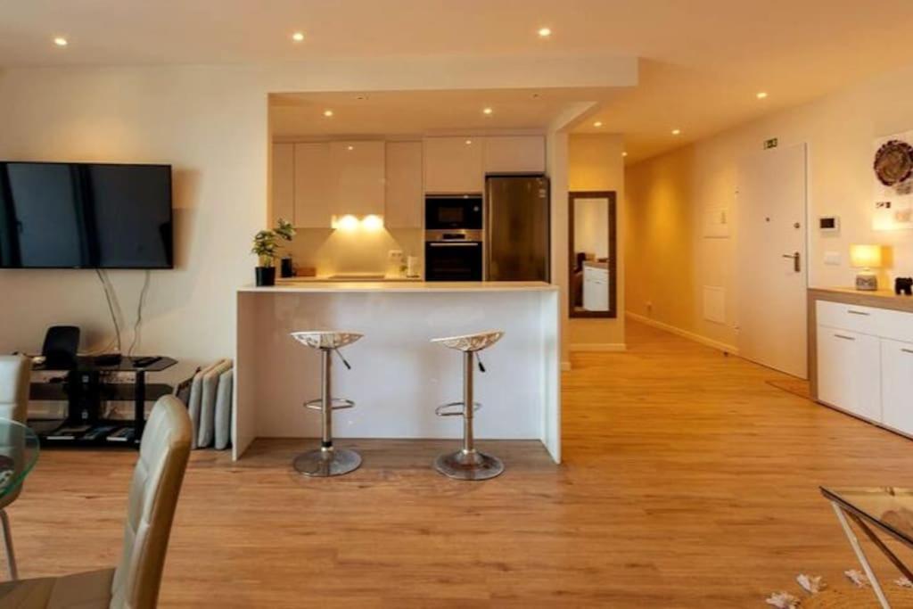 Luxury And Modern Apartment In Porto Moniz Center Kültér fotó